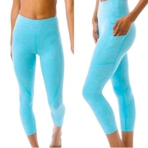 Zyia Active Aqua Paradise Light N Tight High Rise Capri Pocket Leggings Size 4